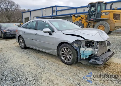 2019 Toyota Avalon Xle z USA, uszkodzony, nr VIN 4T1BZ1FB8KU011784